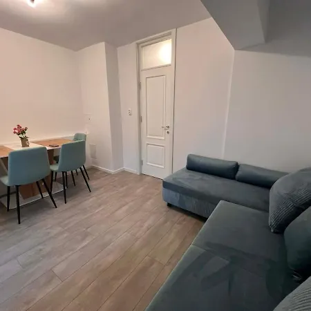 Apartamento Luxury Spacious 4 Bedroom 2 Bathroom